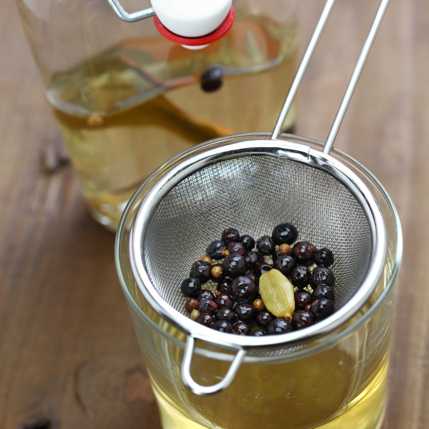 Juniper Berries | Dried | Piney | Bold & Aromatic